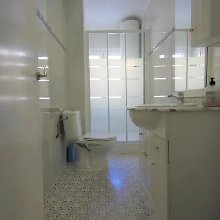 Casaturis Playa Postiguet A113 Апартаменты Аликанте